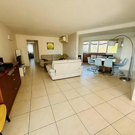 Apartament T4, Centre-port, Terrasse, Climatisation, Garage - Fr-1-723-178